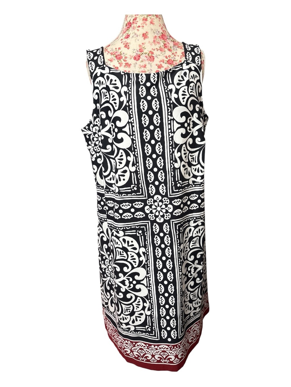 NWT Talbots Effortless Jersey Shift Dress in the Elaborate Medallion XL